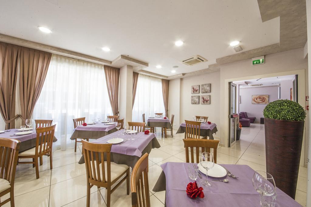 Hotel Giove Dipendenza Hotel Fiamma Cesenatico Exterior photo