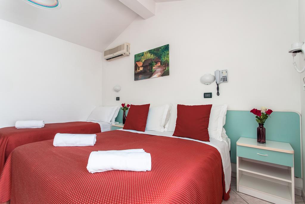 Hotel Giove Dipendenza Hotel Fiamma Cesenatico Exterior photo